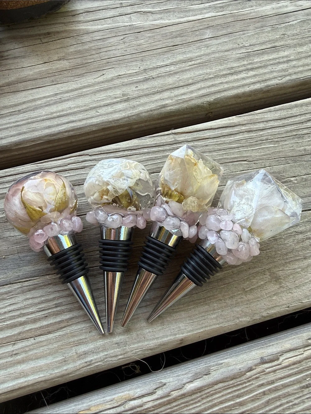 Resin rose bloom Wine Bottle Stoppers with Rose Quartz Accent